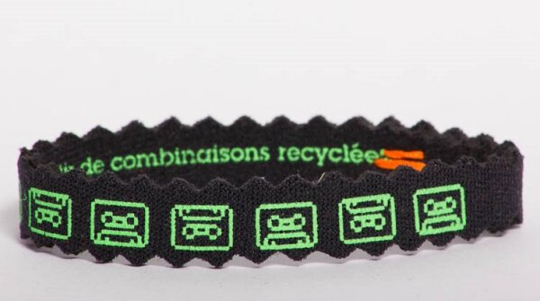 Neocombine "Retro Tape" Armband